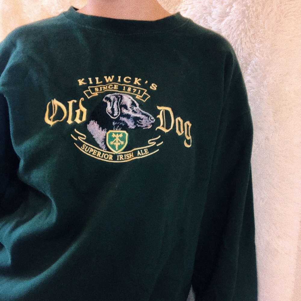 Dog Beer Green embroidered Crewneck size large